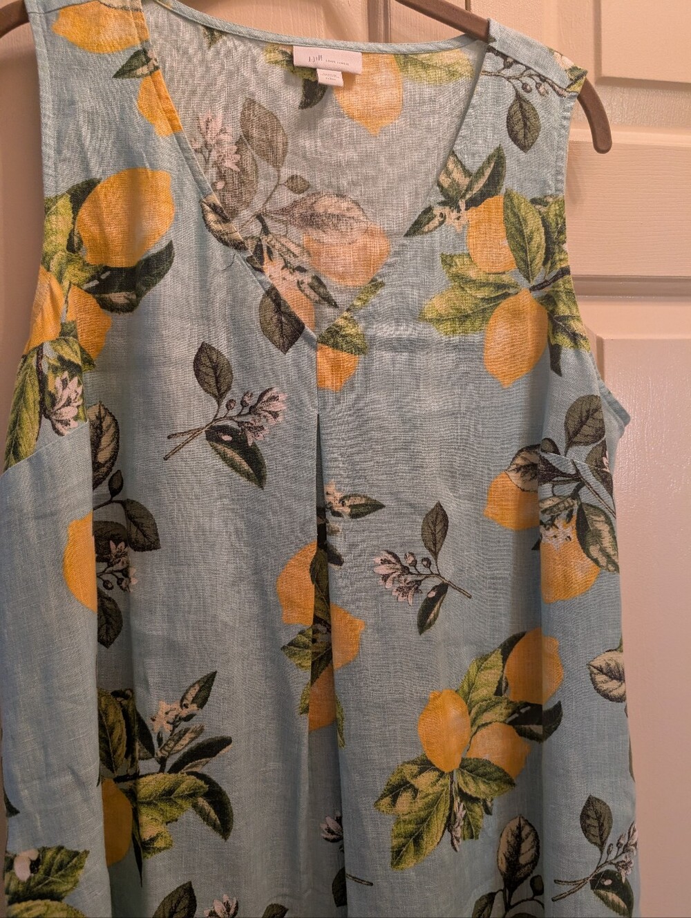 Linen dress with lemons